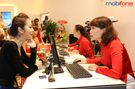 Hòa mạng trả sau MobiFone tại các điểm giao dịch