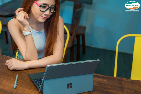 Sử dụng di động đơn giản hơn với cách mua hàng online Viettel